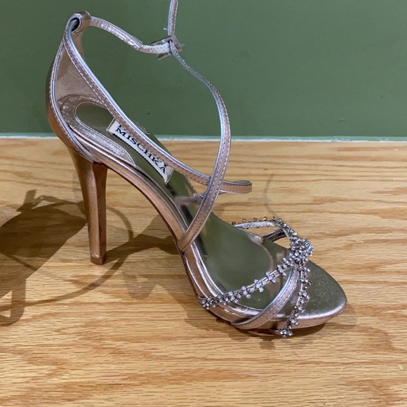 Heels - Picture 10 of 10